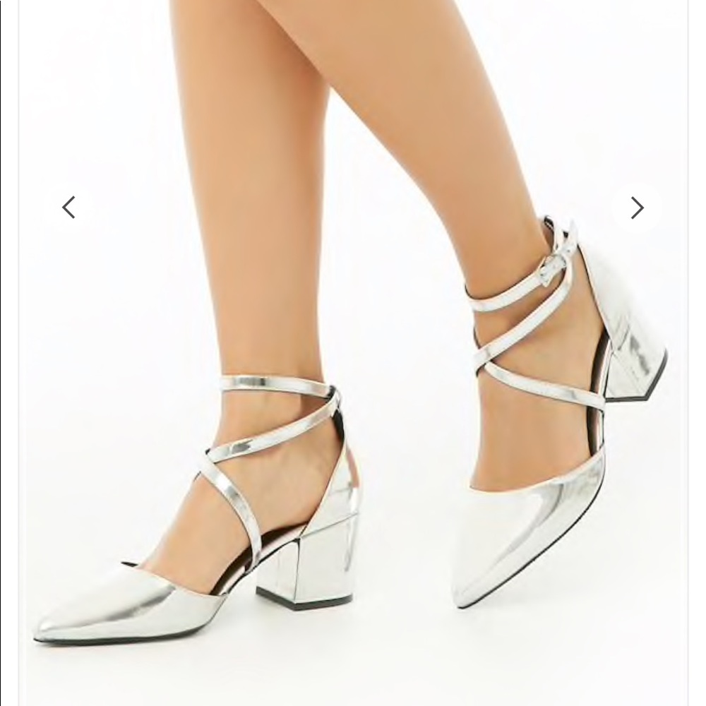 Silver closed toe Shoe**sold**